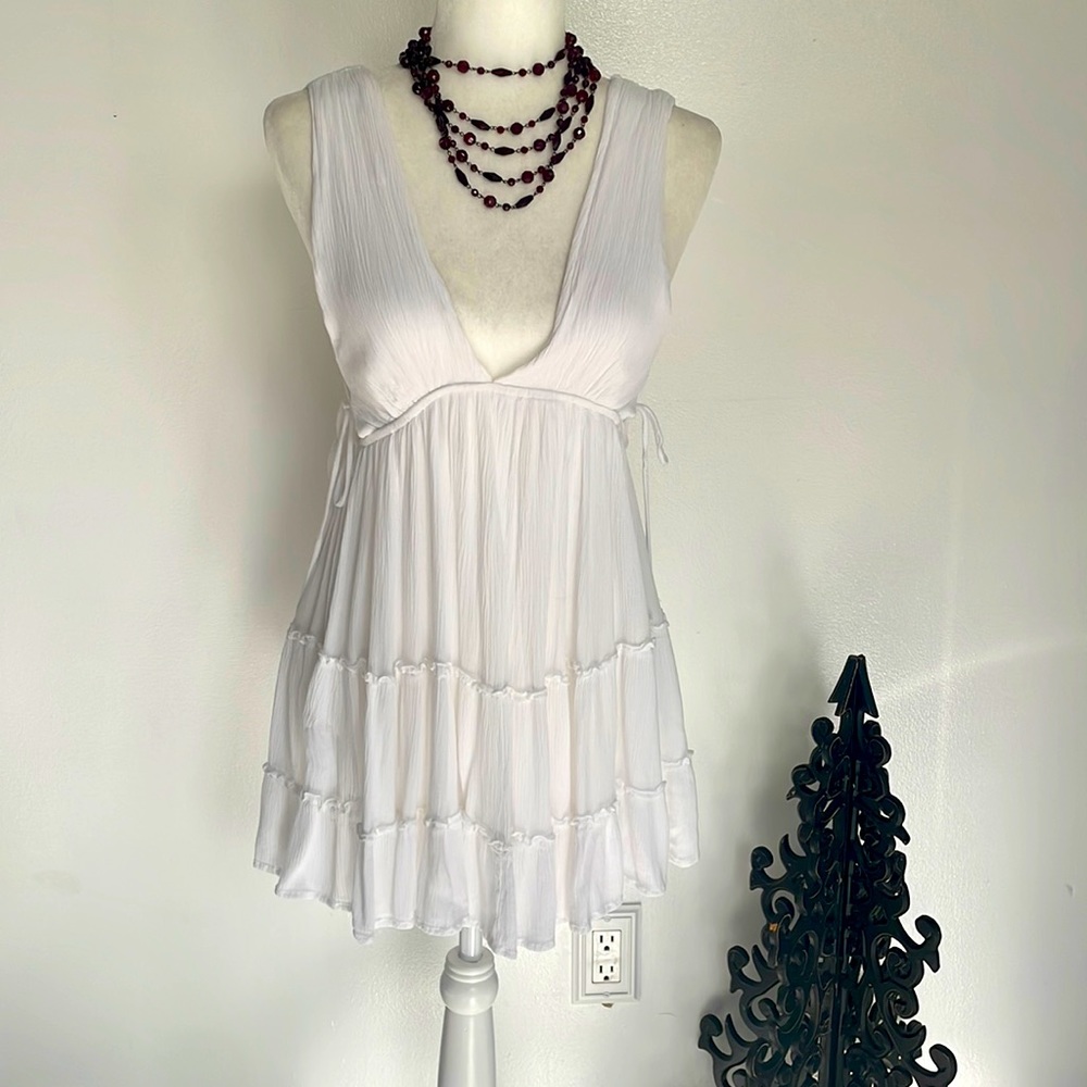 Super sexy holiday dress from No Rest for Bridget.